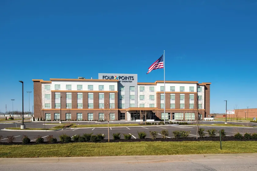Four Points by Sheraton Kansas City Olathe - Image 1