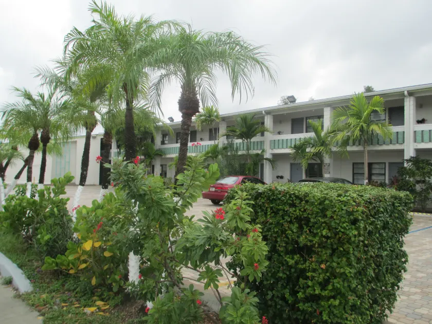 Shalimar Motel - Image 1