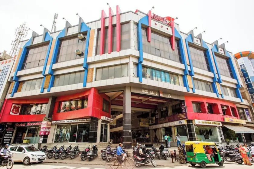 Hotel Heeralal Bikaner - Image 1