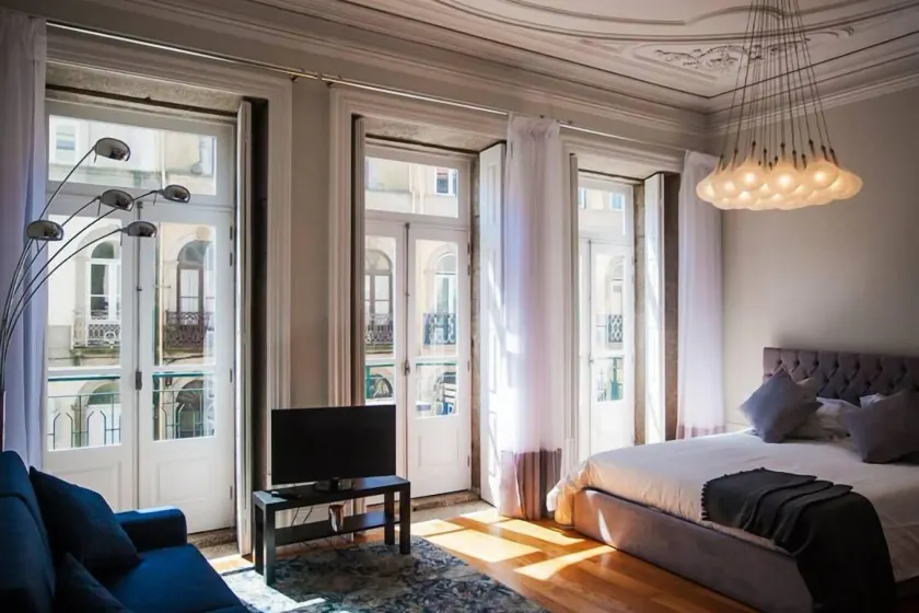 Lighthouse Apartment - Image 1