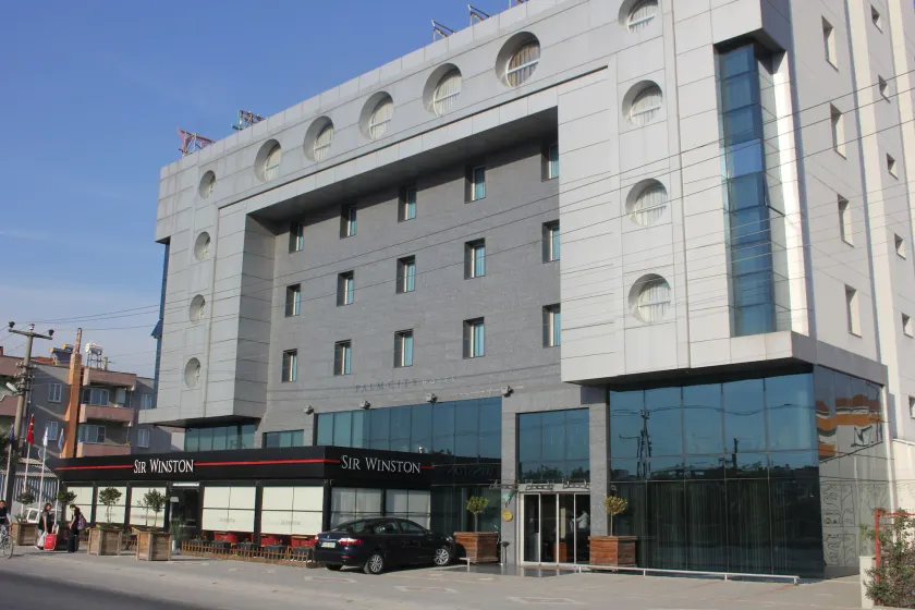 Hotel Palm City Akhisar - Image 1
