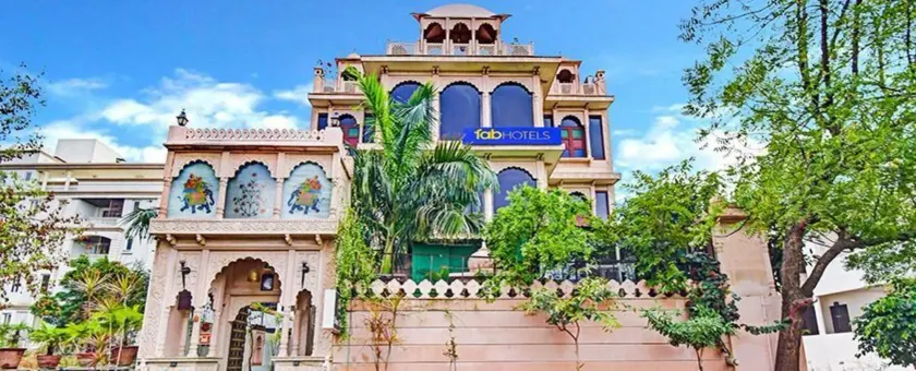 Fabhotel Shree Villas - Image 1