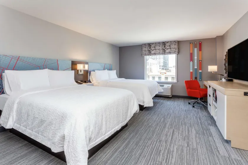 Hampton Inn Oakland Downtown-City Center - Image 1