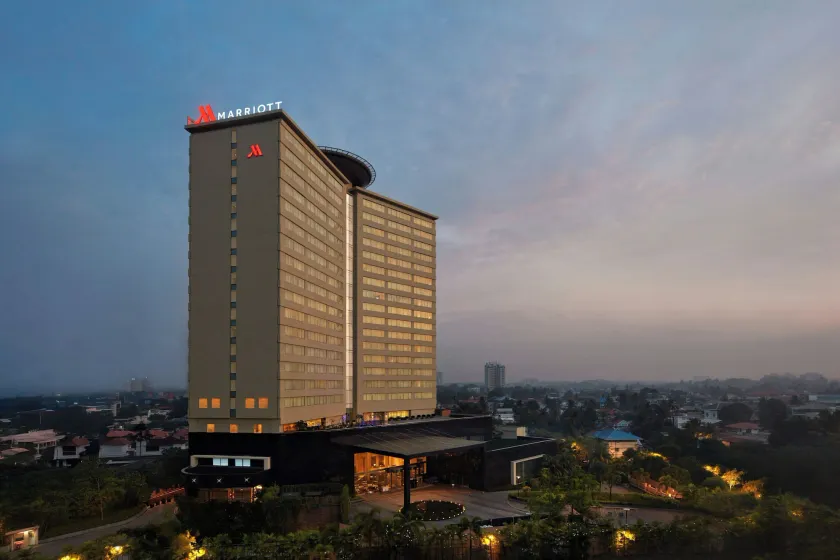 Kochi Marriott Hotel, LuLu International Shopping Mall - Image 1