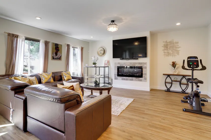 Updated Family Home w/ Patio in Brighton - Image 1