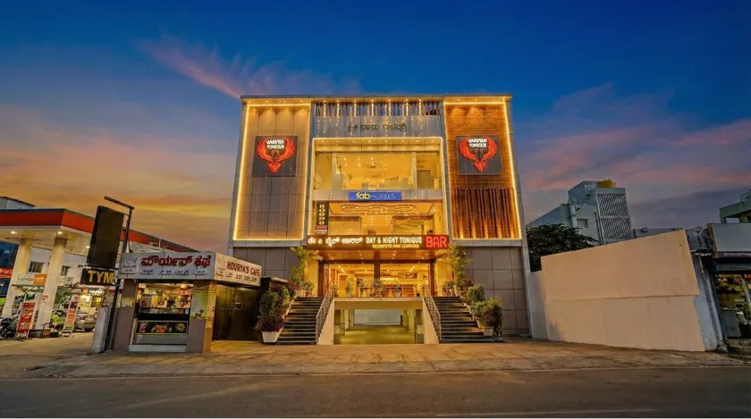 FabHotel Day and Night Suite- Jalahalli West - Image 1