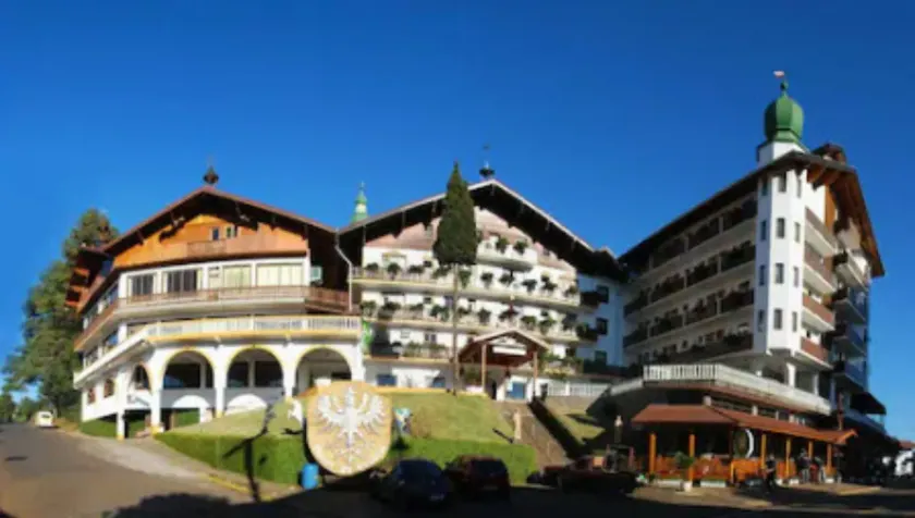 Hotel 13 Linden - Image 1