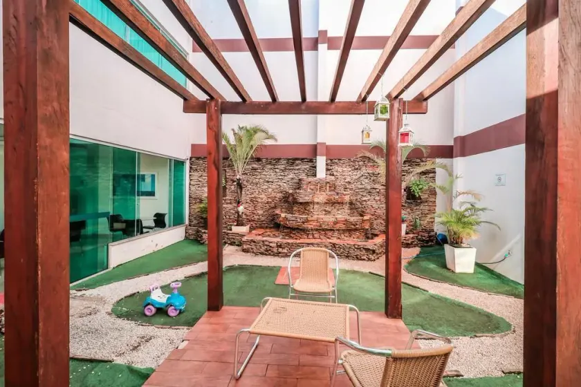 Turis Hotel Centro - Image 1
