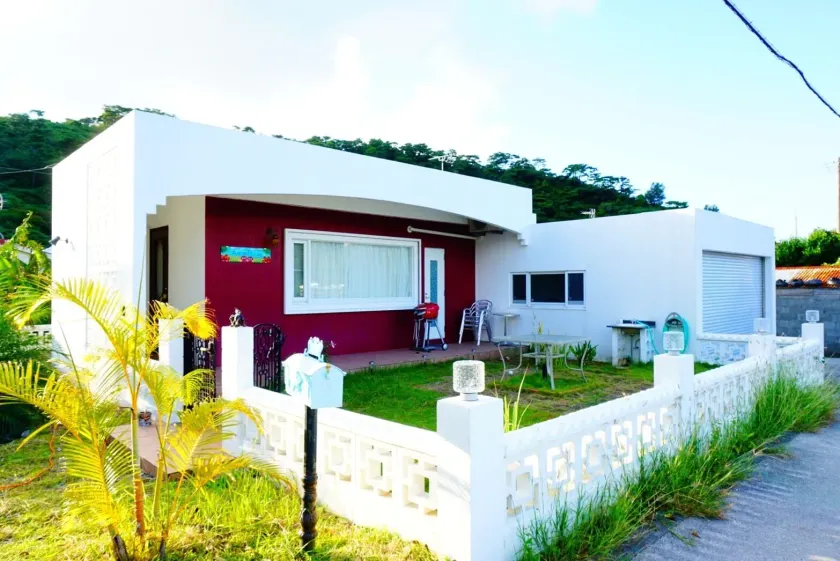 Aqua House - Image 1