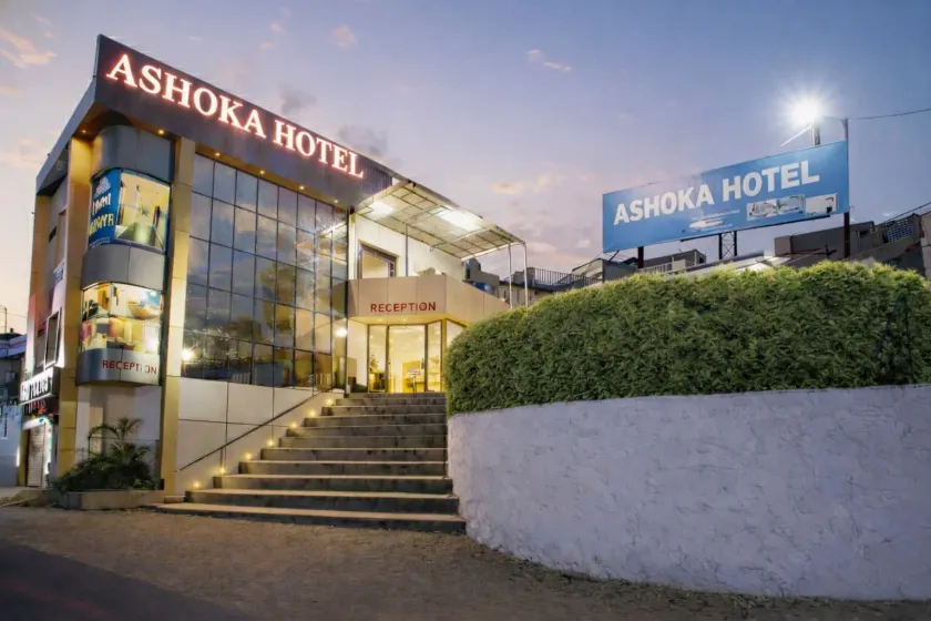 Hotel Ashoka Mountabu - Image 1