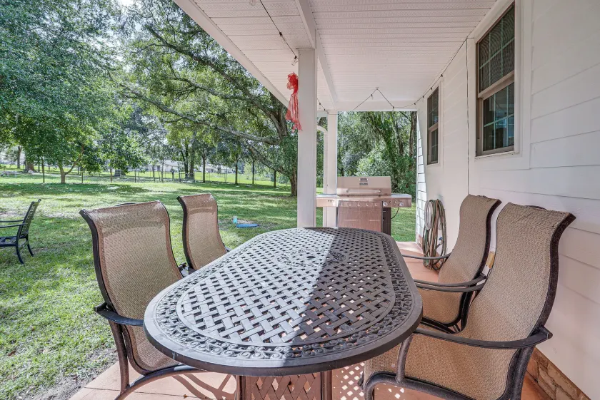 Pet the Sheep! Rural & Spacious Polk City Retreat - Image 1