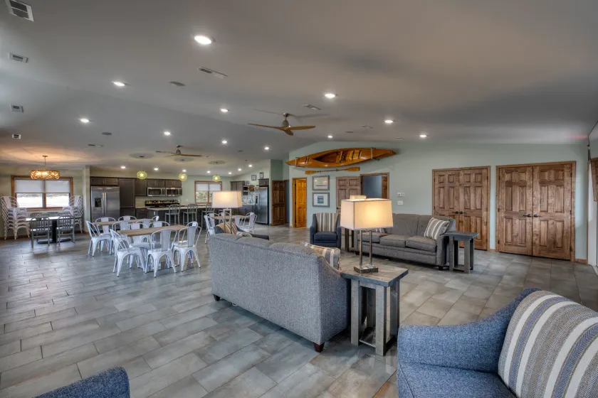 Lewis & Clark Resort - Image 1