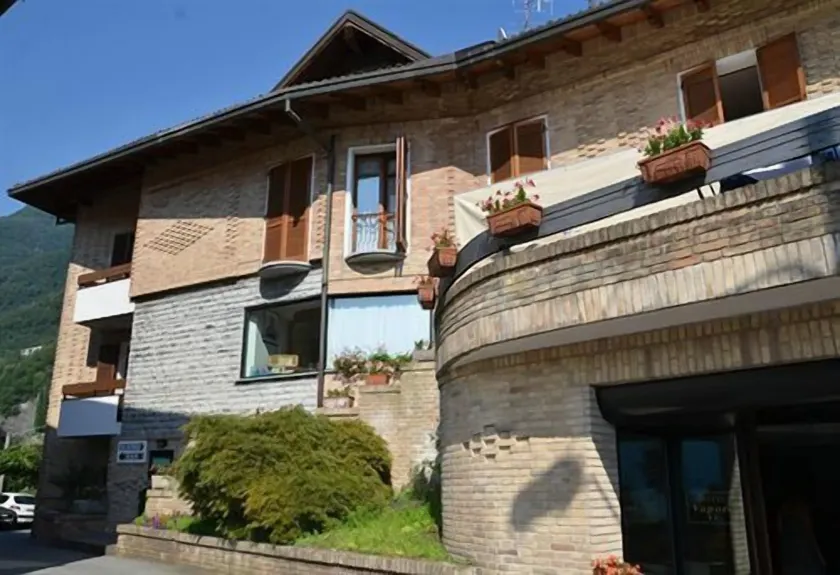 Hotel Ristorante Vapore - Image 1