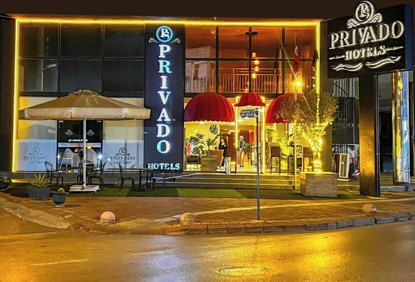 PRIVADO HOTELS - Image 1