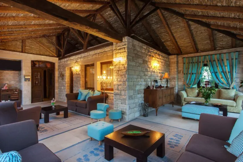 Achtis Hotel - Coin salon dans le hall