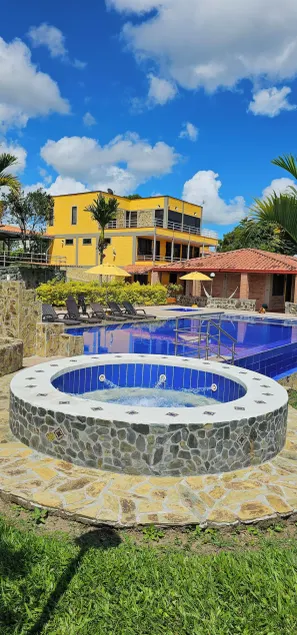 Hotel Campestre Los Mangos - Image 1