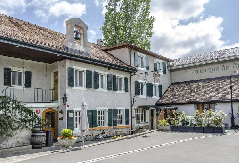 Auberge de Dully - Image 1