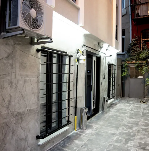 CK BOUTIQUE HOTEL - Image 1