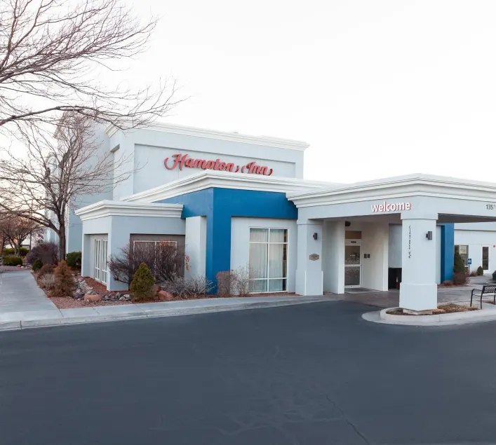 Hampton Inn Richfield - Image 1