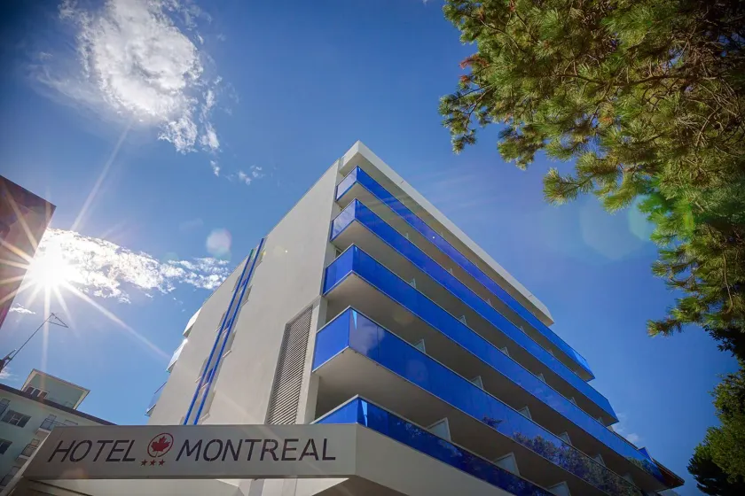 Hotel Montreal - Image 1
