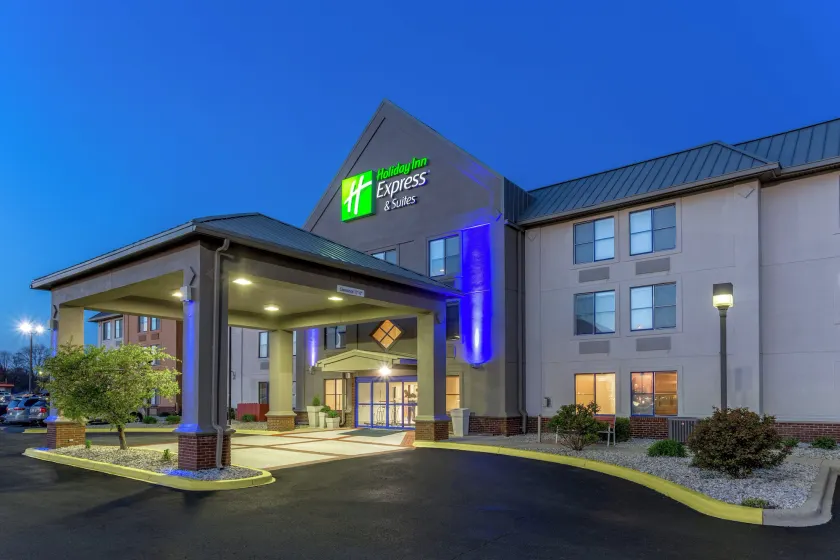 Holiday Inn Express & Suites Scottsburg by IHG - Image 1