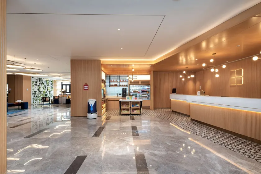 Hilton Garden Inn Nanchang Honggutan - Image 1