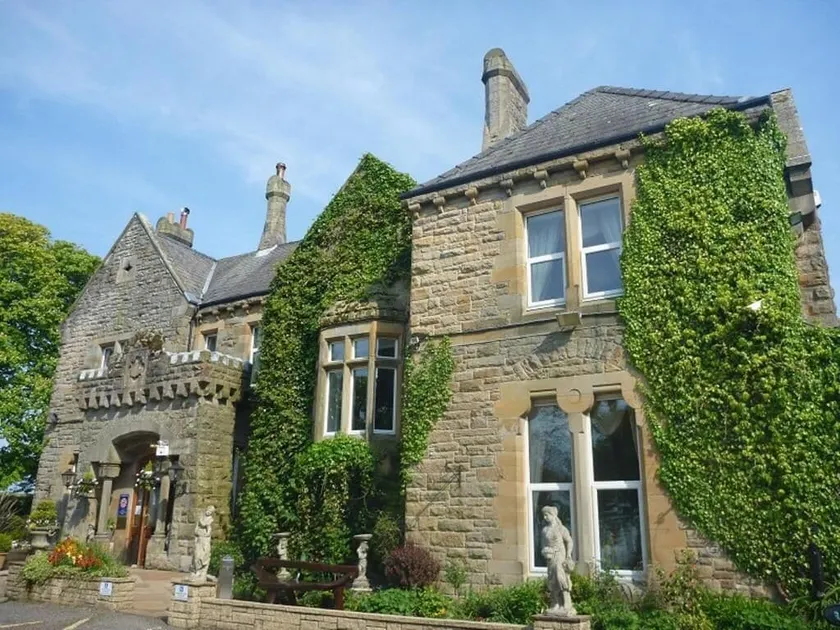 Hunday Manor Country House Hotel - Image 1