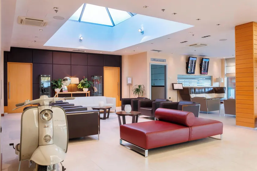 Courtyard by Marriott Venice Airport - Image 1