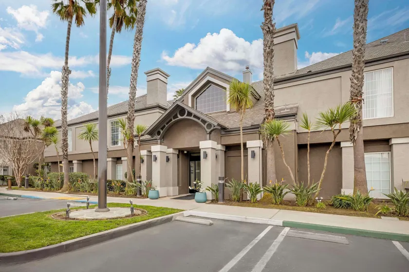 Sonesta ES Suites Torrance Redondo Beach - Image 1