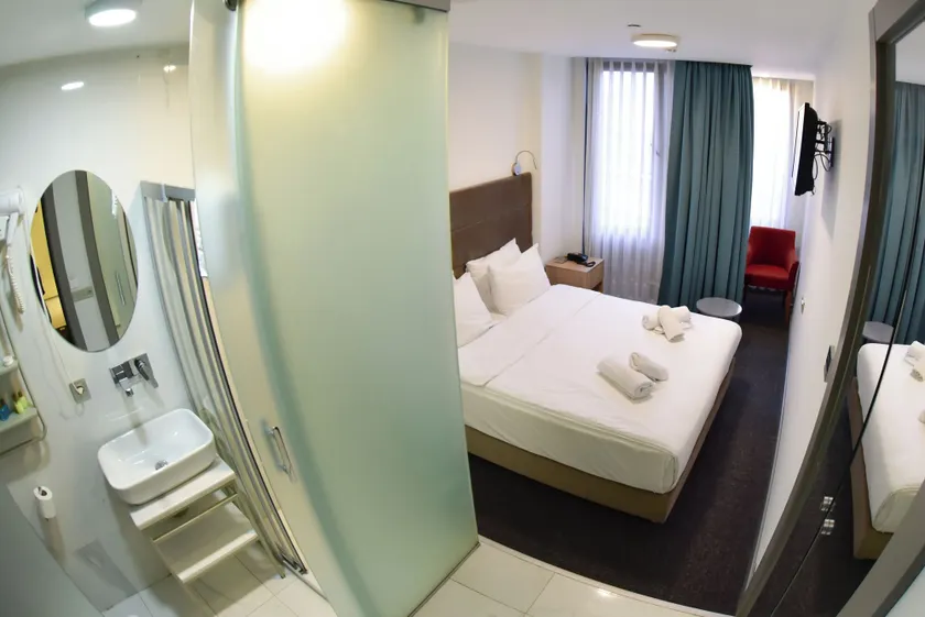 Taksim Hotel V Plus - Image 1