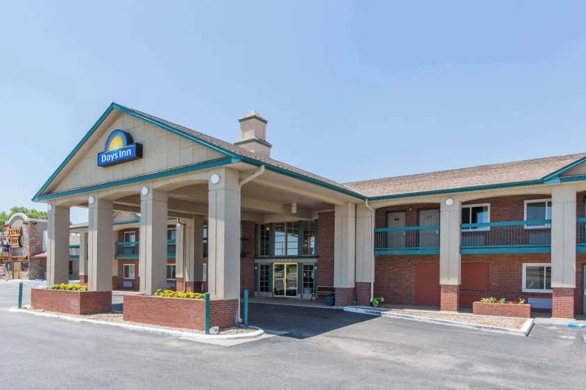 Days Inn by Wyndham Hays - Image 1