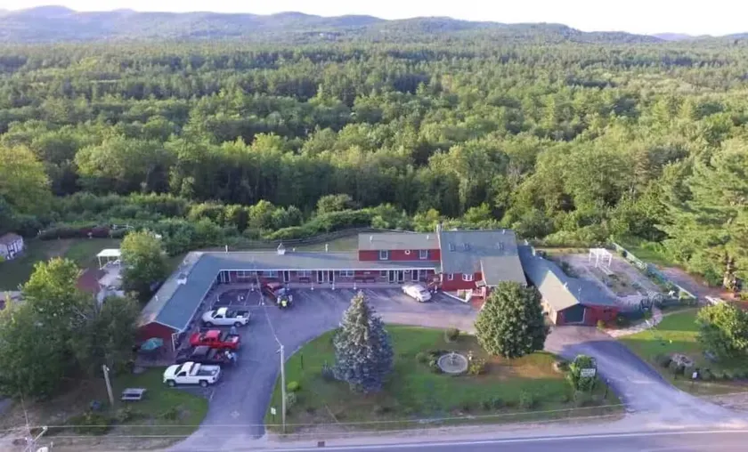 Midway Lodging - Image 1