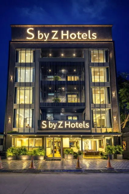 S by Z Hotels, Baani Square - Image 1