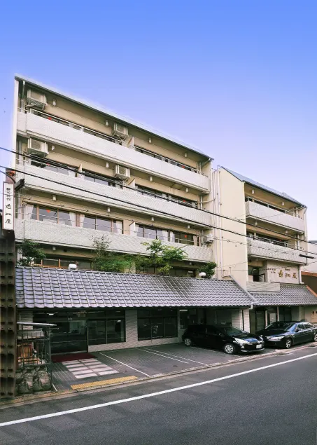 Hotel Oumiya - Image 1