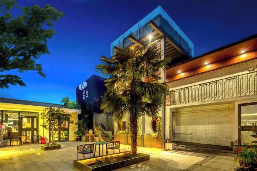 First Sight Hotel,Next to Yingtianmen Imperial City,Provide Airport and High-Speed Rail Station Pickup - Image 1