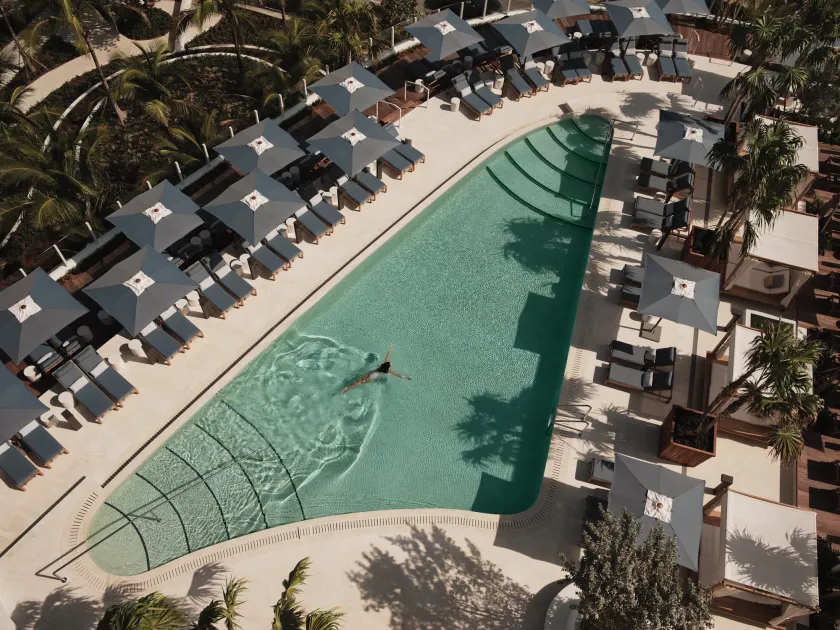 Four Seasons Hotel and Residences Fort Lauderdale - Image 1
