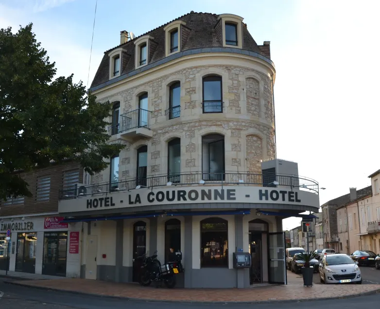 Hôtel La Couronne - Image 1