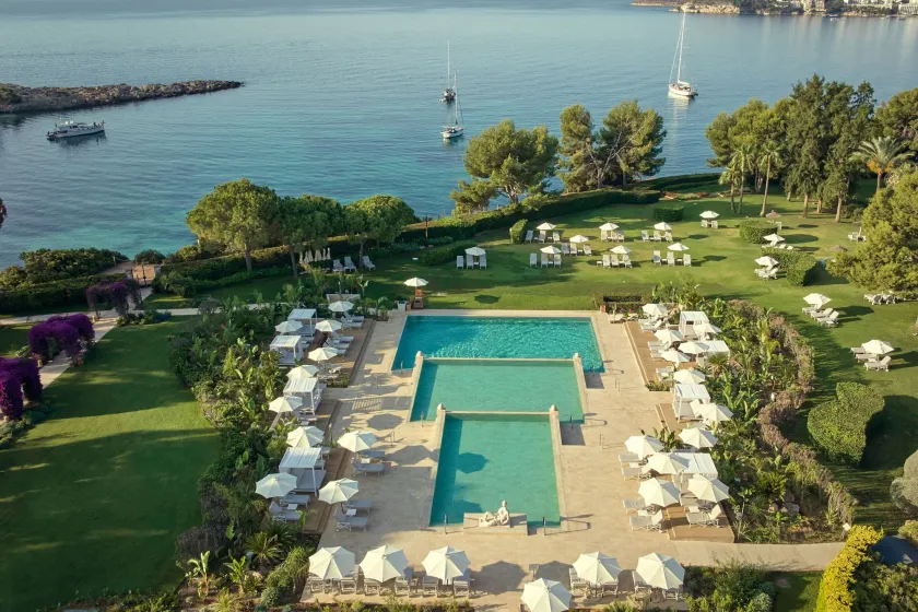 The St. Regis Mardavall Mallorca Resort - Image 1