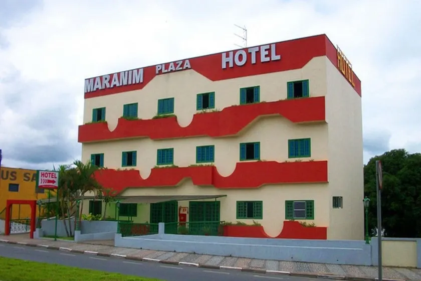 Maranim Plaza Hotel - Image 1