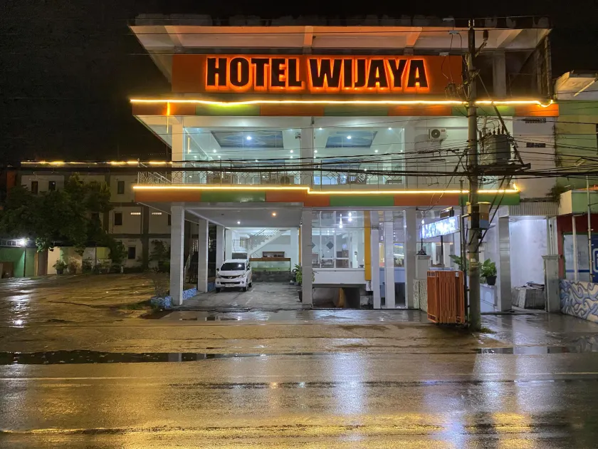 New Wijaya Hotel - Image 1