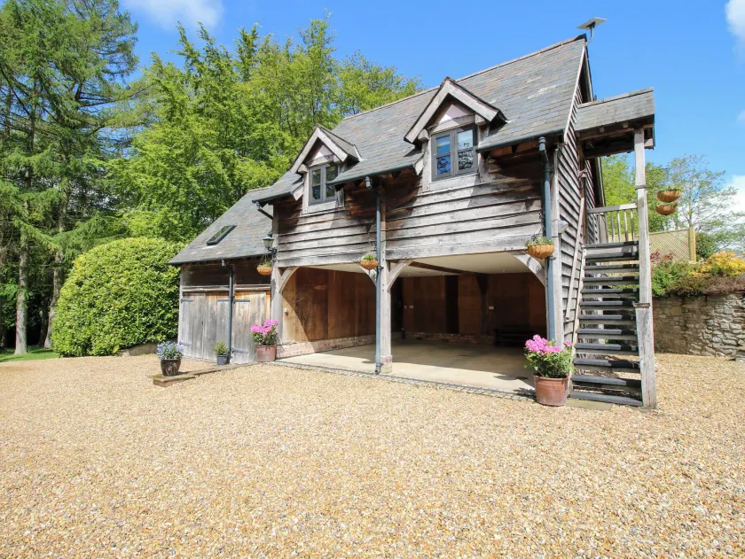 Pultheley Cottage - Image 1