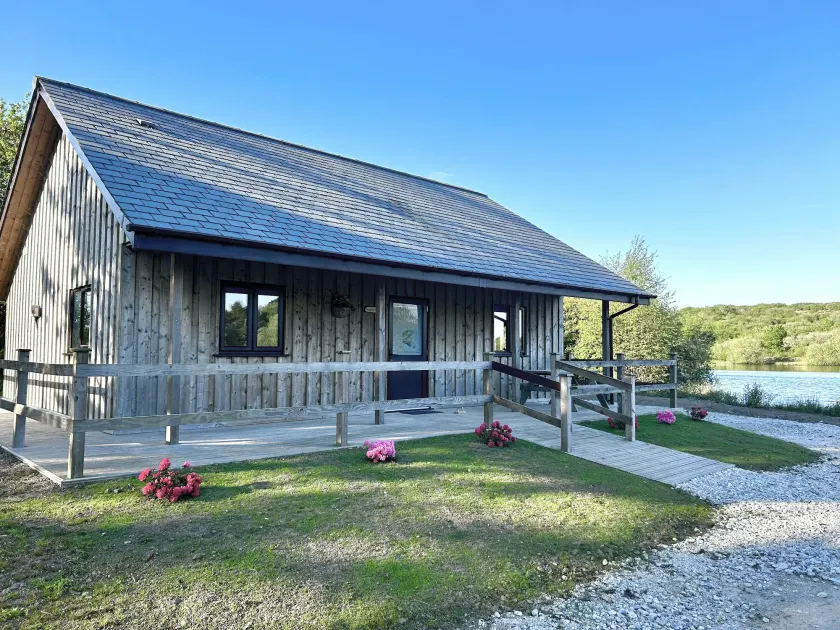 Kingfisher Lodge - Image 1