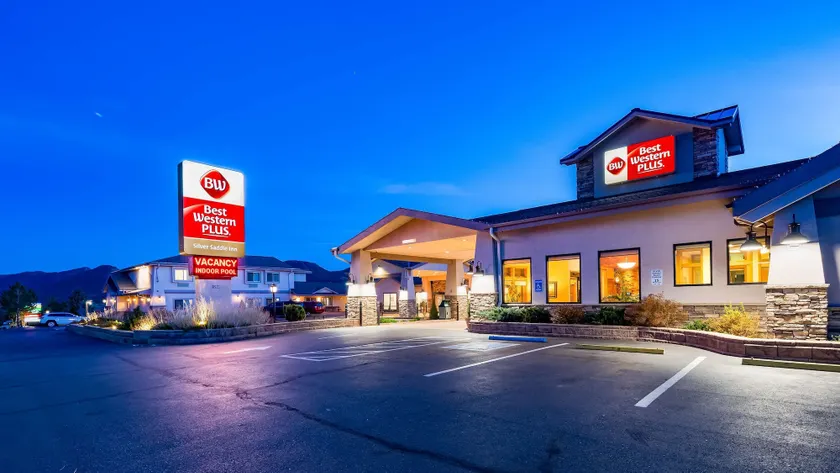 Best Western Plus Silver Saddle Inn - Image 1
