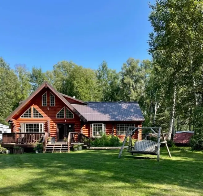 Meandering Moose Lodging - Image 1