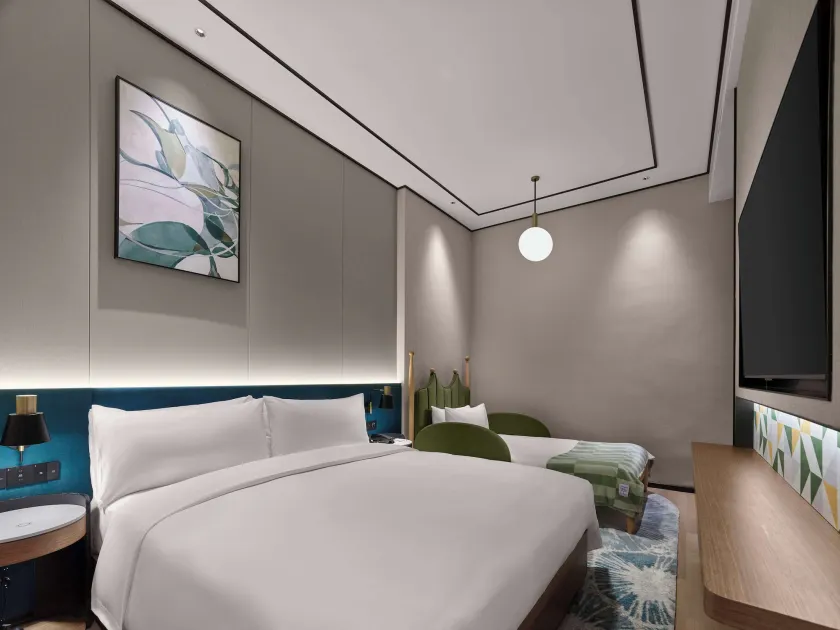 Hilton Garden Inn Hangzhou West Lake - Image 1