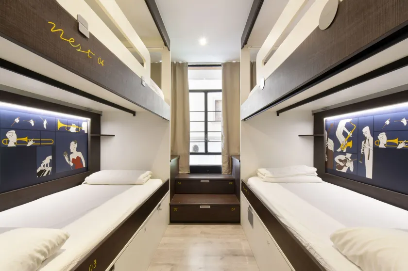 Free Hostels Barcelona - Image 1