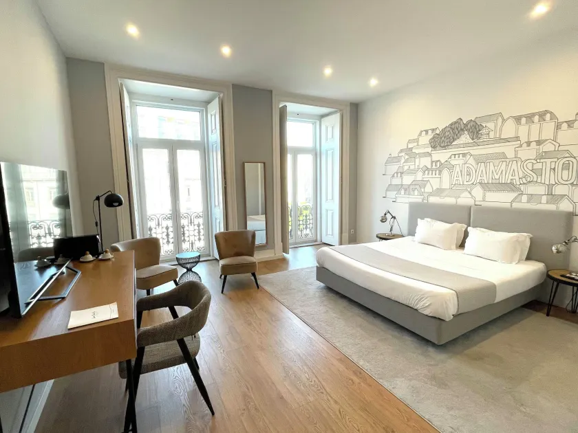 Lisbon Check-In Guesthouse - Image 1