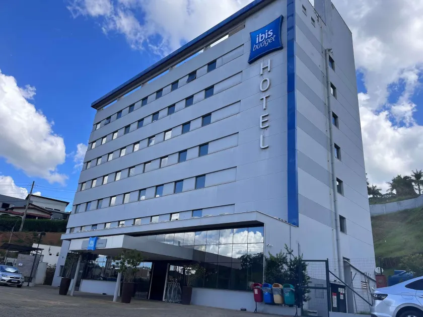 ibis budget Manhuaçu - Image 1
