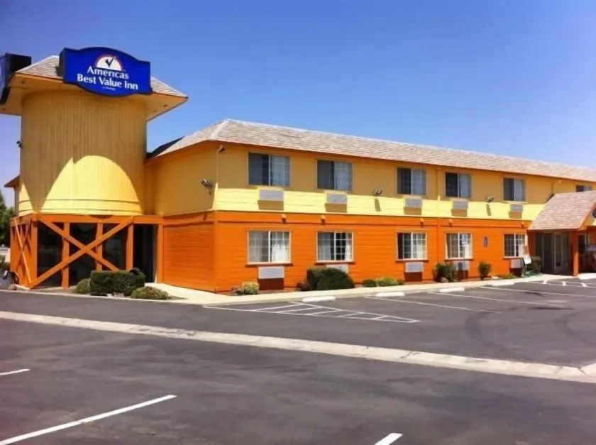 Americas Best Value Inn Dunnigan - Image 1
