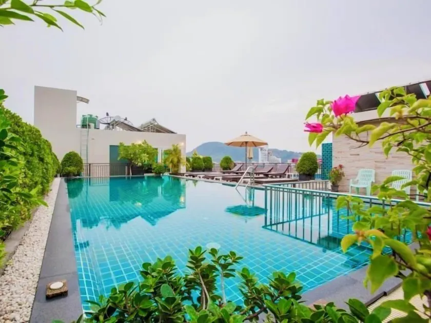 77 Patong Hotel & Spa - Image 1
